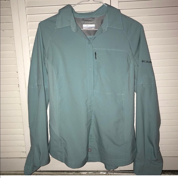 Tops - Columbia Women’s Shirt